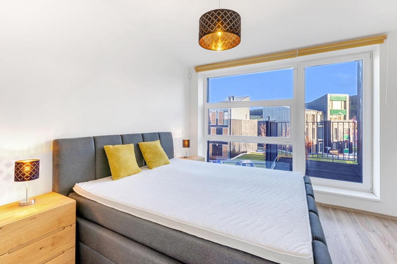 Loučná pod Klínovcem Miky Apartman Klinovec Garden מראה חיצוני תמונה