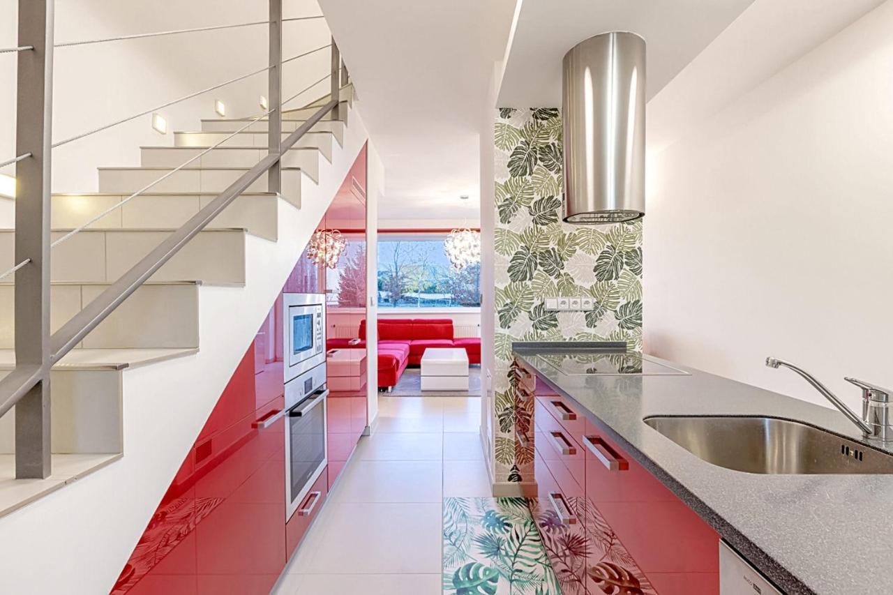 Loučná pod Klínovcem Miky Apartman Klinovec Garden מראה חיצוני תמונה